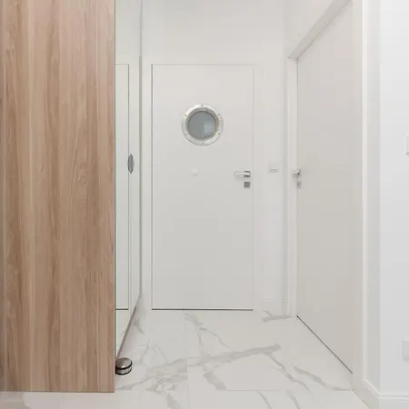 Cosy On Wola Goleszowska By Renters *