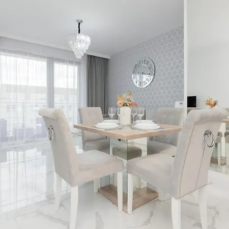 Cosy On Wola Goleszowska By Renters * Warschau